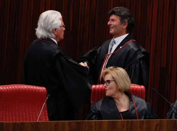 Bolsonaro vai definir ministros para TSE