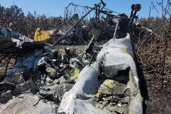 Avião cai em plantação e pega fogo no Mato Grosso - Metrópoles