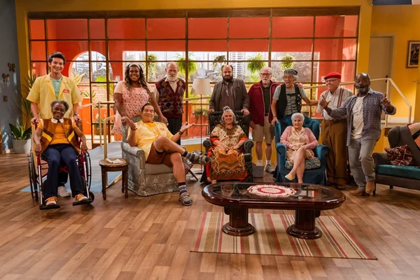 Família Paraíso é comédia sobre idosos e marca volta de Hassum à Globo