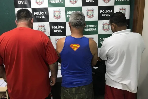 PCDF desarticula quadrilha de receptadores de cigarros contrabandeados