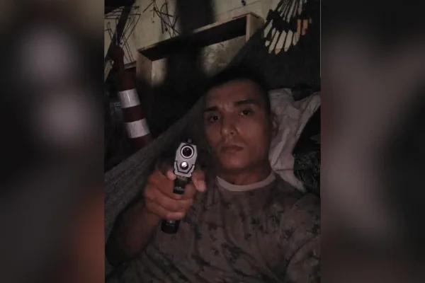 Imagem colorida mostra o segurança Guilherme Sobrinho Keller Vieira, preso por matar a ex. Metrópoles