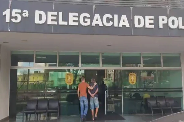 Homem racha cabeça de rival após recusa em dividir bebida no DF