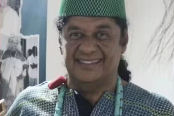 Foto colorida de Joildo Gonzaga da Silva, de 60 anos, conhecido como Pai Pity - Metrópoles
