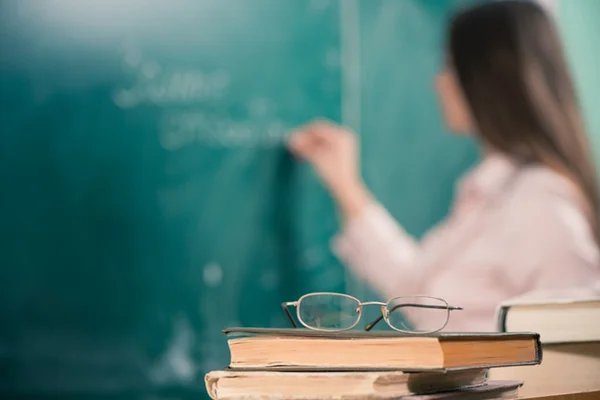 Educação: grupo de aprovados em concurso do DF pede convocação