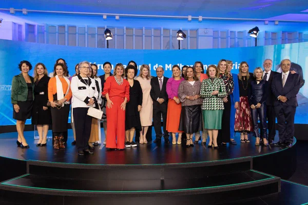 CNI lança Fórum Nacional da Mulher Empresária em evento com líderes