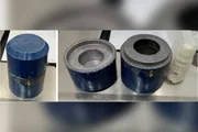 A fonte de calibração roubada é uma fonte à base de gel contida em um recipiente de plástico transparente . Ela estava dentro de sua embalagem protetora A fonte de calibração roubada é uma fonte à base de gel contida em um recipiente de plástico transparente . Ela estava dentro de sua embalagem protetora