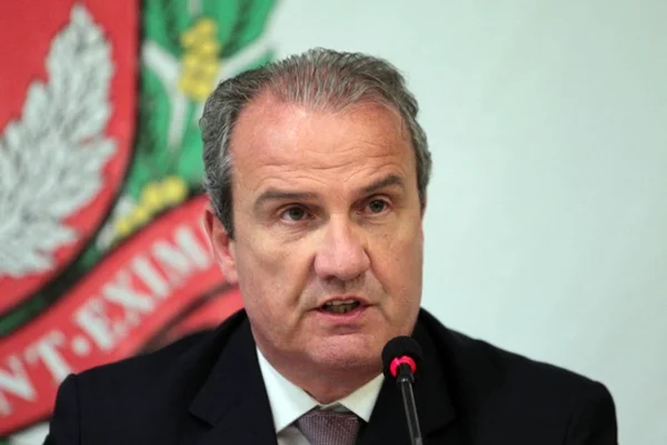 Após intervenção no Rio, SP e ES anunciam medidas de segurança