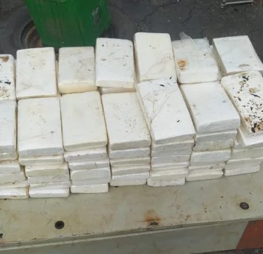 Vídeo: homens são presos com 170 kg de cocaína em Caldas Novas