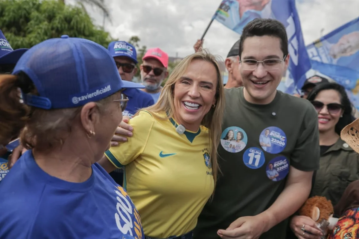 Celina Leão participou na manhã deste sábado (29/8) de carreata em Samambaia Celina Leão participou na manhã deste sábado (29/8) de carreata em Samambaia