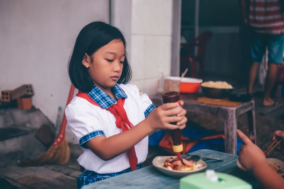 <b>Delicioso menu infantil</b> – Pelo jeito, a era das crianças "chatas para comer" está chegando ao fim. O estudo aponta que a criançada anda preferindo comidas preparadas com insumos melhores, que desafiem o paladar <b>Delicioso menu infantil</b> – Pelo jeito, a era das crianças "chatas para comer" está chegando ao fim. O estudo aponta que a criançada anda preferindo comidas preparadas com insumos melhores, que desafiem o paladar