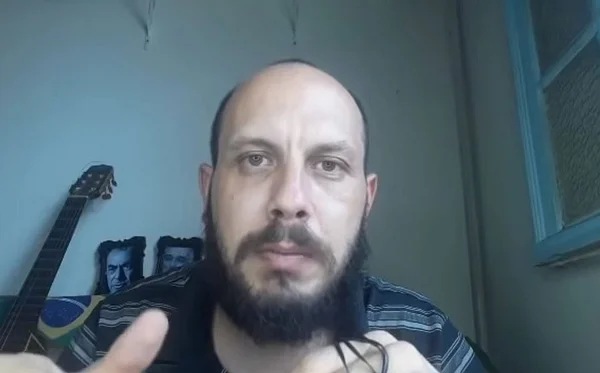 “Estou com medo e arrependido”, diz youtuber que ameaçou Bolsonaro