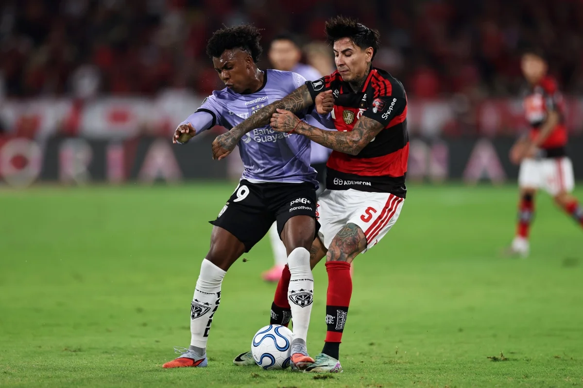 Flamengo e Independiente Del Valle se enfrentaram pelas quartas de final da Libertadores Flamengo e Independiente Del Valle se enfrentaram pelas quartas de final da Libertadores