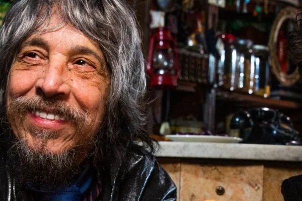 Morre o cantor e pianista Benito di Paula aos 84 anos