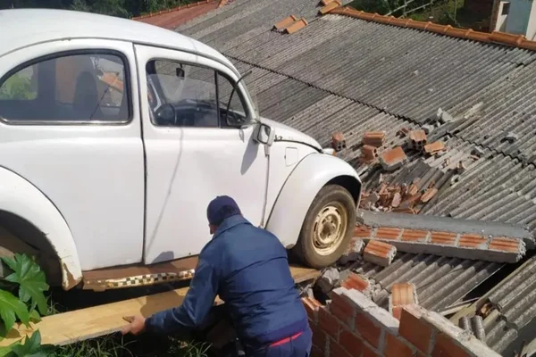 fusca em um telhado de Curitiba