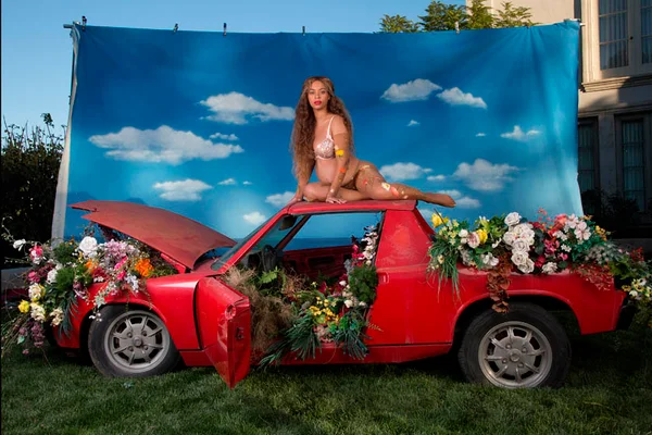 Conheça o artista que fez as fotos exóticas da gravidez de Beyoncé