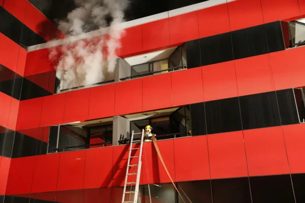 Princípio de incêndio assusta moradores e hóspedes do Royal Tulip