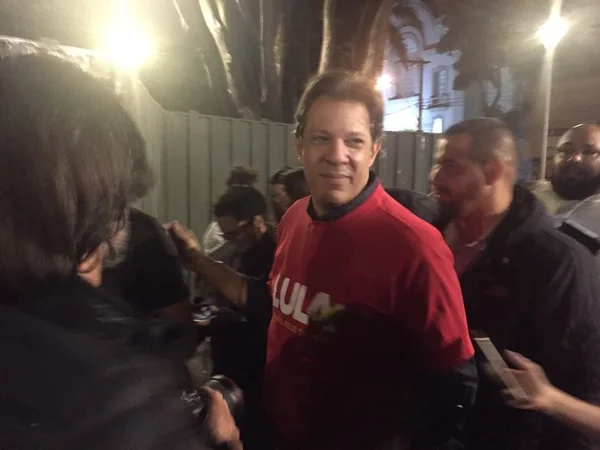 Haddad quer “enquadramento” dos bancos para reduzir juros
