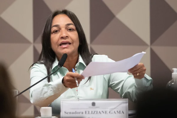 Senadora Eliziane Gama, relatora da CPMI durante Comissão Parlamentar Mista de Inquérito CPMI do 8 de Janeiro musk - Metrópoles