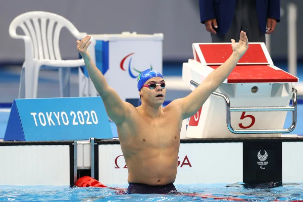 Após conquistar o ouro, Gabriel Bandeira é prata nos 200m livre