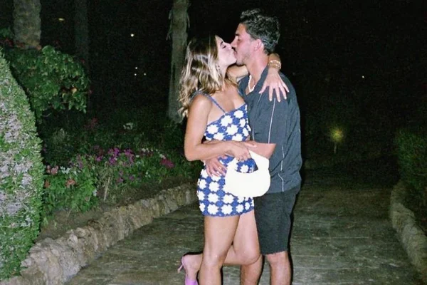 Romance no Egito! Namorado celebra paixão por Giovanna Lancellotti em post