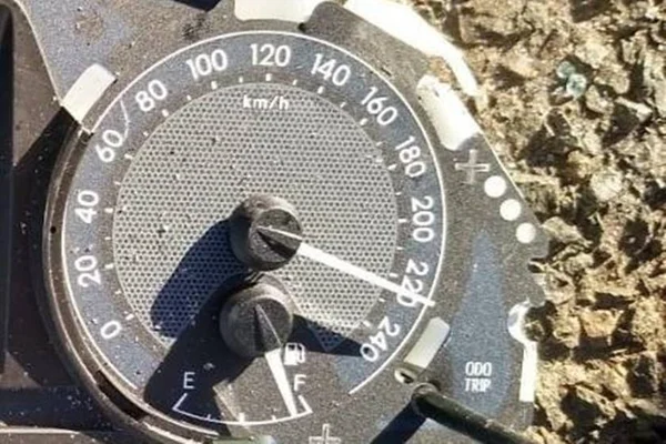 Homem morre ao dirigir a 220 km/h e bater em carreta no Maranhão