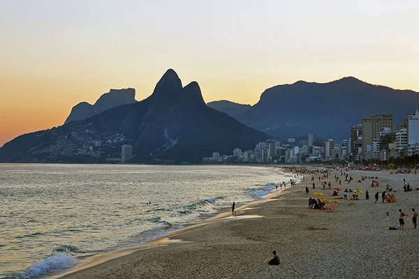 Jovem morre vítima de espancamento em Ipanema