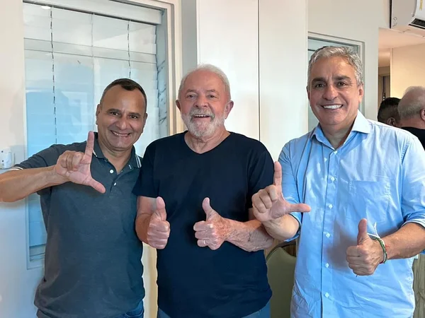 Prefeito da Baixada Fluminense faz mais um ato de apoio a Lula