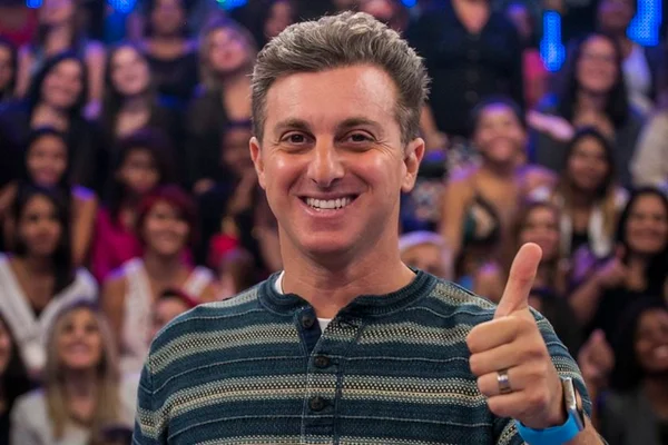 TSE manda arquivar ação do PT contra Luciano Huck, Faustão e Globo