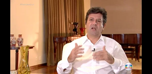 Luiz Henrique Mandetta dá entrevista ao Fantástico