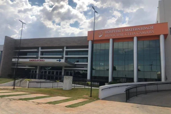 imagem colorida hospital maternidade celia camara goiania