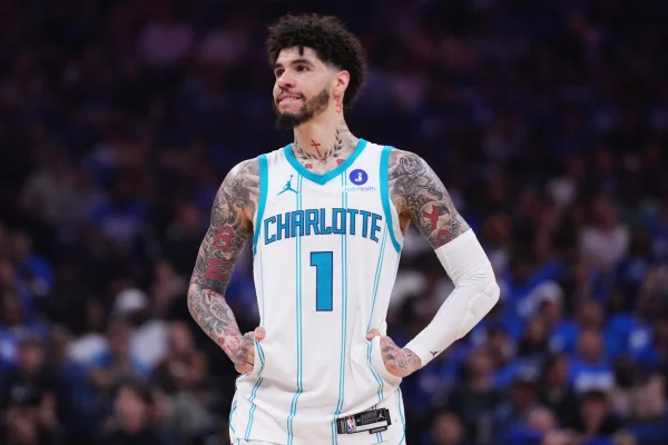 NBA: LaMelo Ball é trocado para o Minnesota Timberwolves
