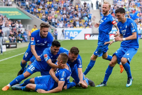 Hoffenheim supera o Borussia Dortmund pelo Campeonato Alemão