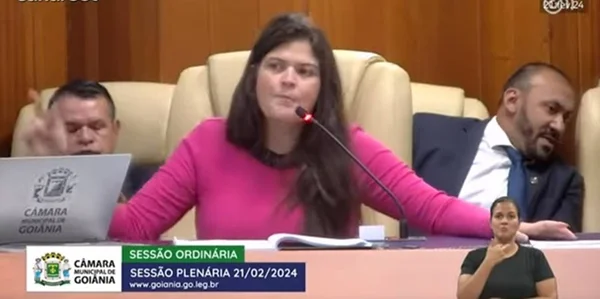 imagem colorida vereadora de goiania ironiza colega apos discurso sobre israel