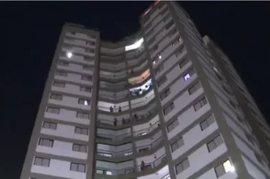 Jovem morto ao fazer mãe e avó reféns durante surto consumia literatura nazista
