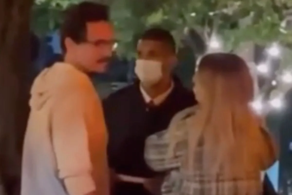 Viih Tube e Eliezer Netto se encontraram no Paris 6, em São Paulo, no último domingo (22/5) Viih Tube e Eliezer Netto se encontraram no Paris 6, em São Paulo, no último domingo (22/5)
