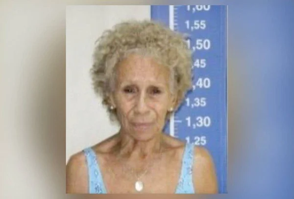 imagem colorida mulher 81 anos presa ficha criminal extensa rj
