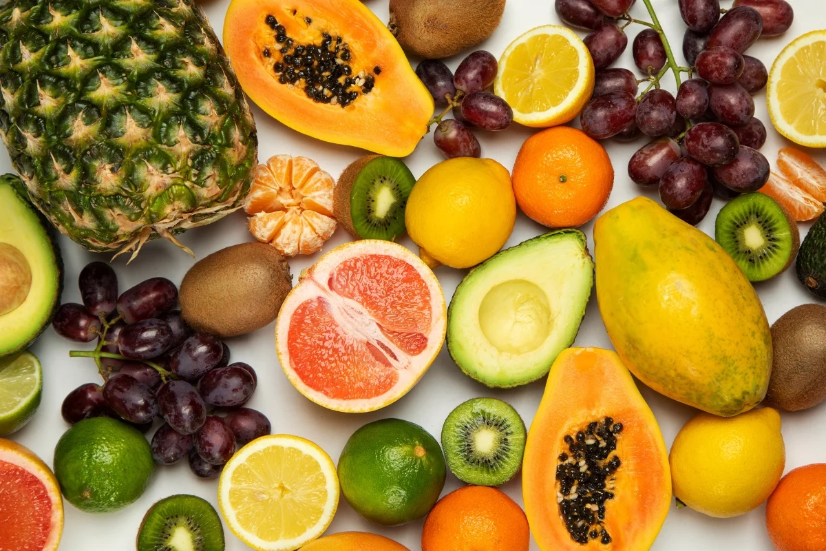 Nutricionista indica as melhores frutas para um café da manhã mais saudável