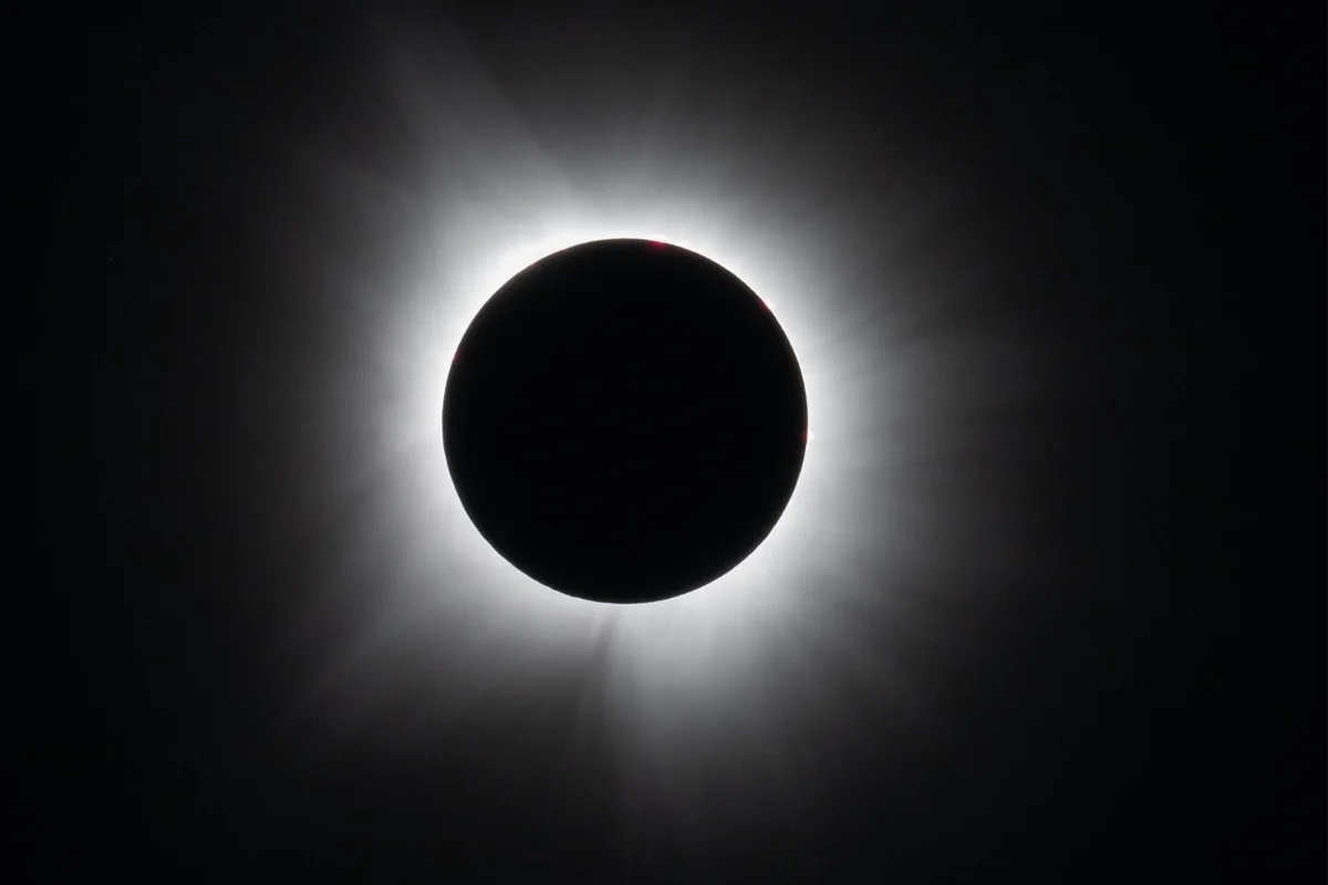 Eclipse total desta quarta-feira 12, em em Dallas, Texas Eclipse total desta quarta-feira 12, em em Dallas, Texas