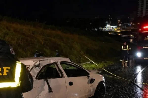 A criança morreu no local