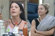 Saory acusa Rayane de trair Belo em A Fazenda Saory acusa Rayane de trair Belo em A Fazenda