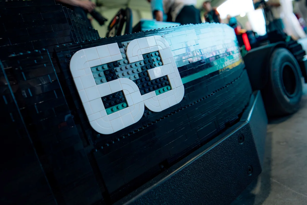 F1: GP da Grã-Bretanha terá desfile de pilotos em karts de lego - imagem 5 F1: GP da Grã-Bretanha terá desfile de pilotos em karts de lego - imagem 5