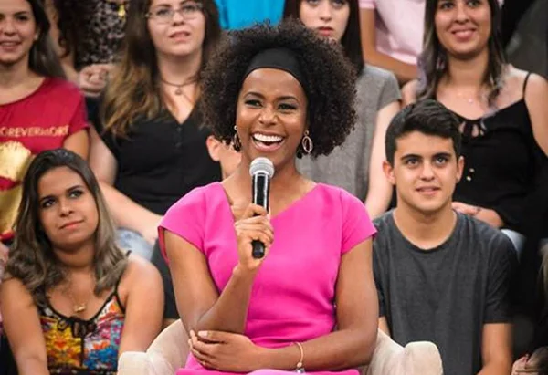 Maju Coutinho estreia como apresentadora do “Jornal Hoje”