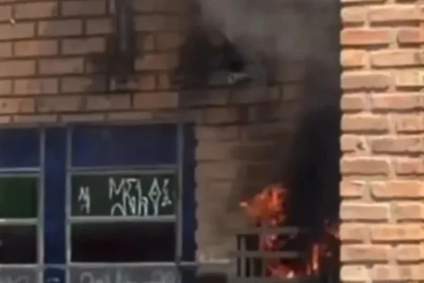 Imagem colorida, Incêndio atinge igreja após missa e assusta fiéis em Alagoas- Metrópoles