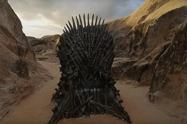 Game of Thrones: HBO coloca o Trono de Ferro em praia brasileira