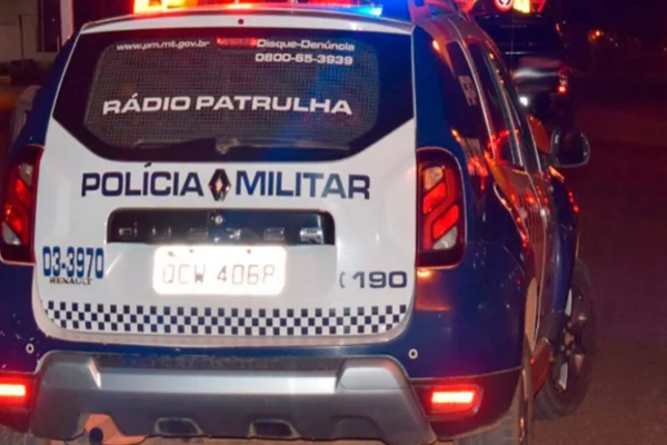 Imagem colorida da viatura da Polícia Militar - Metrópoles