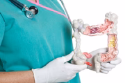 O mês de março é dedicado à divulgação de informações sobre a doença. Se detectado precocemente, o câncer de intestino é tratável e o paciente pode ser curado