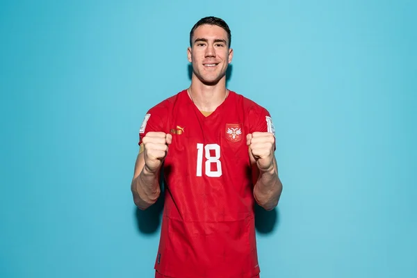 Vlahovic deve começar jogando na segunda partida da Sérvia na Copa do Mundo - Metrópoles