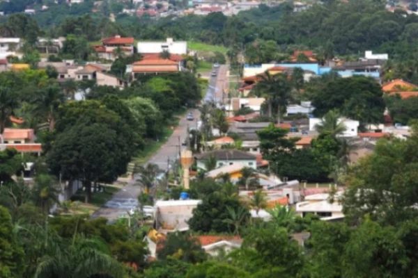 Regularização de lotes em Arniqueira