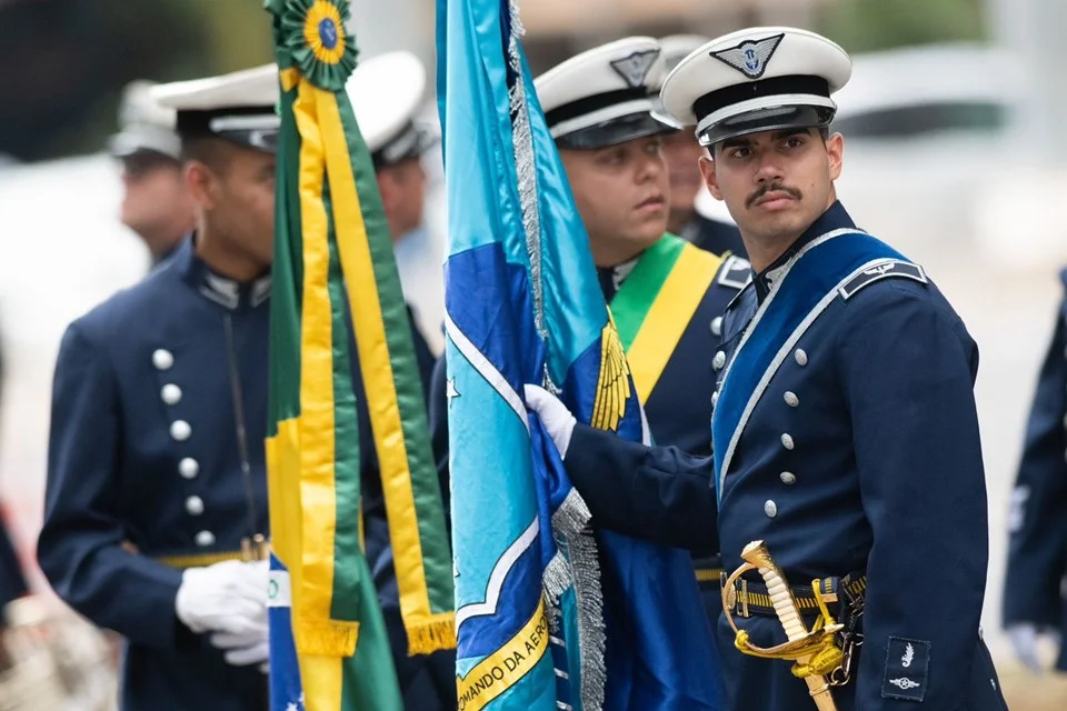 Lula almoça com alto comando da Aeronáutica Lula almoça com alto comando da Aeronáutica