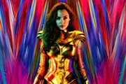 <b>Mulher Maravilha 2 (4 de junho de 2020) —</b> O que sabemos até agora: muito pouco. Mas com os resultados muito bons da primeira parte, tanto de crítica quanto de público, a expectativa é alta. O novo filme se passa em 1984, no contexto da Guerra Fria, com Kristen Wiig como a vilã Cheetah. O longa deveria estrear em novembro de 2019, mas foi adiado para o verão (no hemisfério norte) de 2020 <b>Mulher Maravilha 2 (4 de junho de 2020) —</b> O que sabemos até agora: muito pouco. Mas com os resultados muito bons da primeira parte, tanto de crítica quanto de público, a expectativa é alta. O novo filme se passa em 1984, no contexto da Guerra Fria, com Kristen Wiig como a vilã Cheetah. O longa deveria estrear em novembro de 2019, mas foi adiado para o verão (no hemisfério norte) de 2020